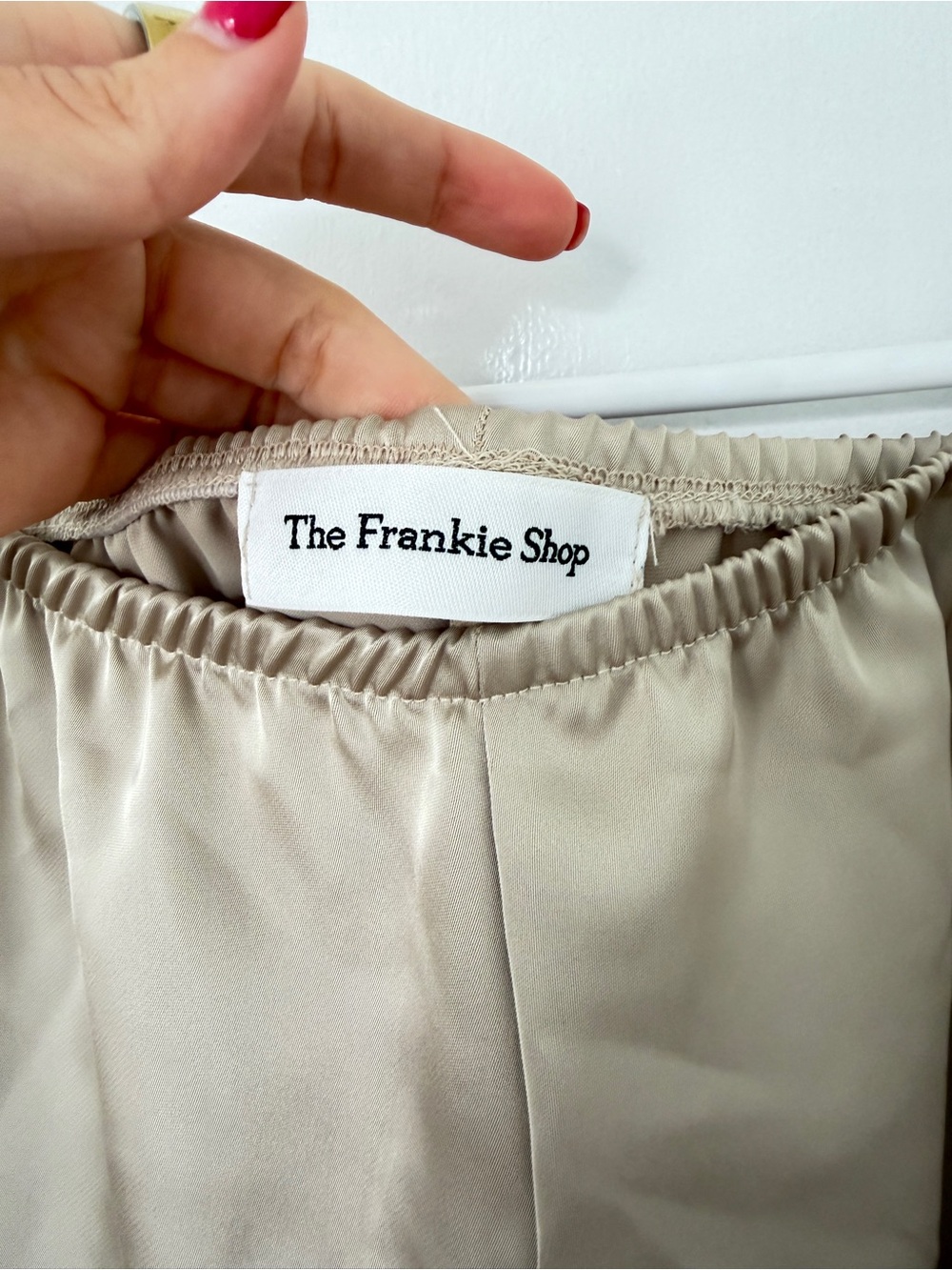 The Frankie Shop Cream Satin Lace-Trim Shorts - Picture 4 of 6